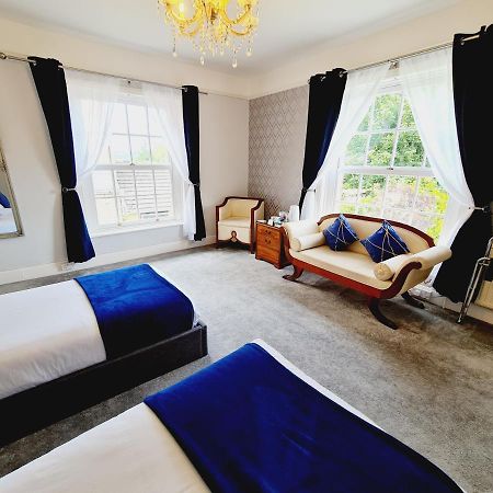 Beaufort Lodge - Central Location & Free Parking Тонтон Екстер'єр фото