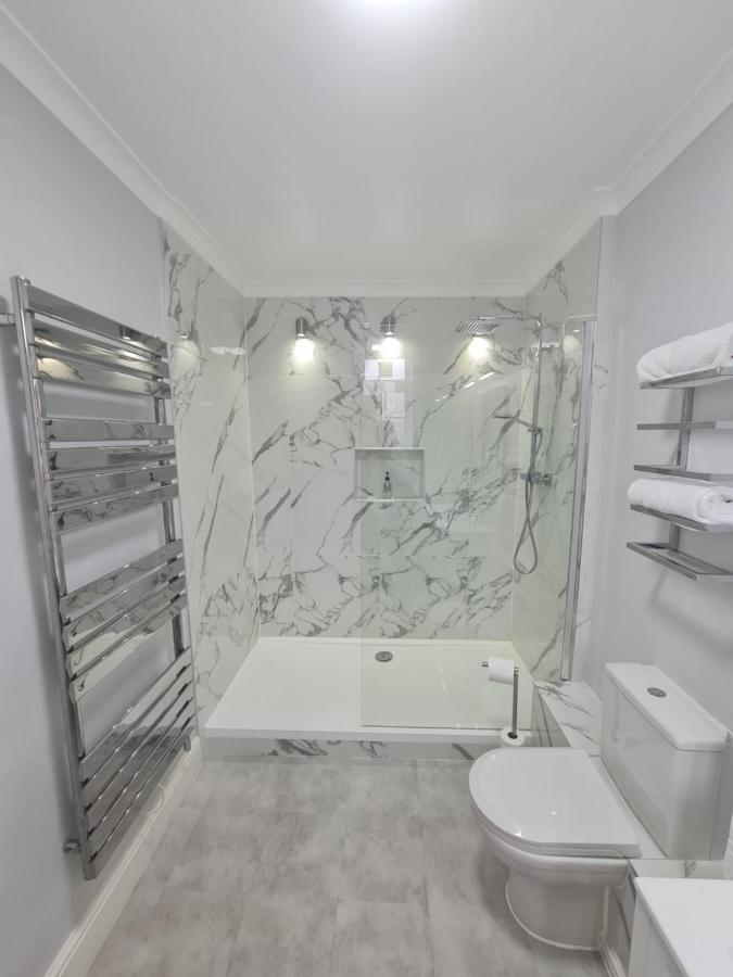 Beaufort Lodge - Central Location & Free Parking Тонтон Екстер'єр фото